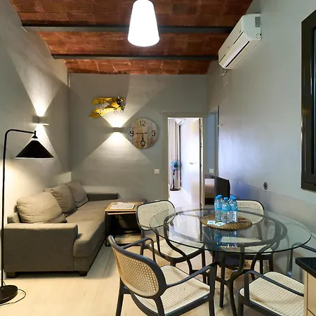 Fira Apartments By Gaiarooms-2